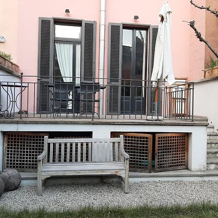 Casa Mari - Free Secure Parking, Breakfast, Private Bathroom, Wifi, Garden, Aircon Milan Exterior photo